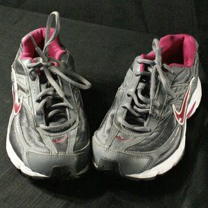 Nike Initiator Womens Running Shoe    SH2